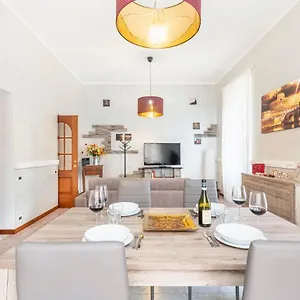 Hostly - Domus Happya - Dream In The Appia Antica Park Apartment