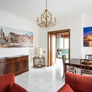 Happio Apartment