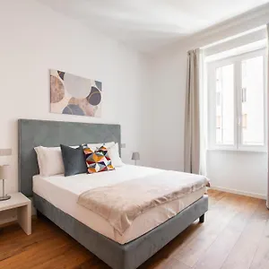 Elegant Haven Re Di By Hostand Apartment